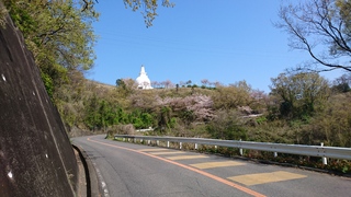 妙法寺の仏舎利塔